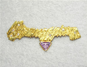 Bar Brooch with Diamonds